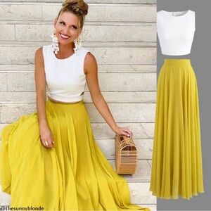 High quality crop blouse with bow tie back